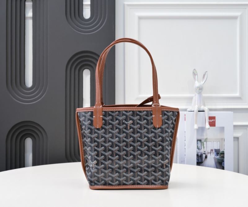 Goyard Shopping Bags